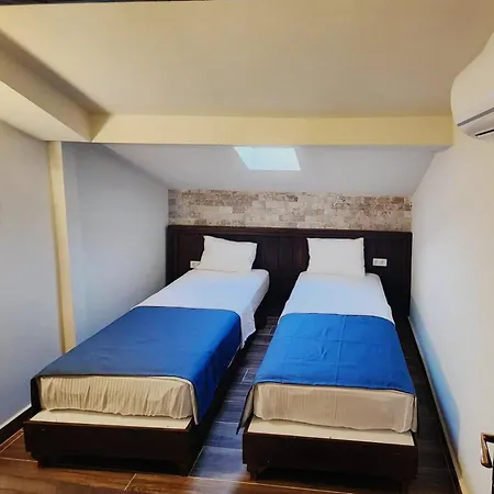 Sofa Kaleici 3*