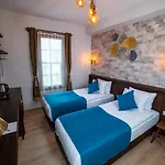 Sofa Kaleici 3*