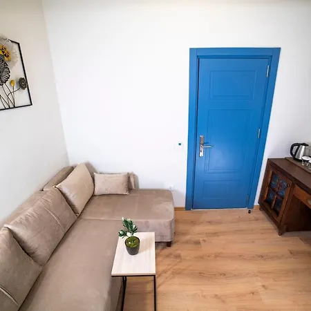 Sofa Kaleici 3*